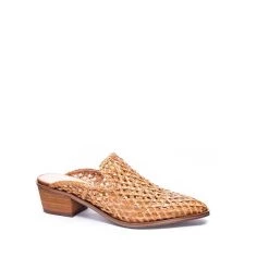 Best Pirce 👏 Chinese Laundry 👩 women MAYFLOWER MULE in Natural 🤩