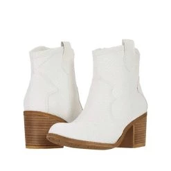 Flash Sale 🧨 Chinese Laundry 👩 women Unite Snake Skin Boot in White ✔️