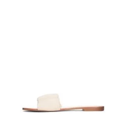 Cheap 😀 Chinese Laundry 👩 women BRITTA RUCHED SLIDE in Cream ⌛ -Cheap Botkier Store 3e8358fa17604a1da71519877fca49a7 a5158906 7f2c 47b7 b499 942ceaf0bb6c 1080x